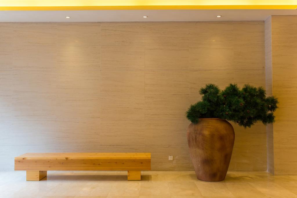 Ji Hotel Wuhan Guanggu Plaza מראה חיצוני תמונה