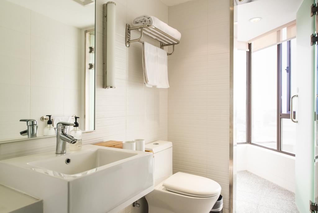 Ji Hotel Wuhan Guanggu Plaza חדר תמונה